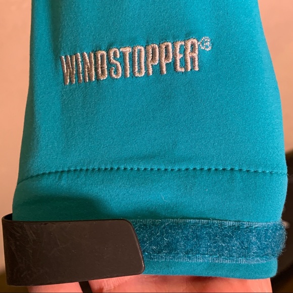 The North Face Womens Spell Out Color Block  Wind Stopper Zip Jacket small - Picture 3 of 7